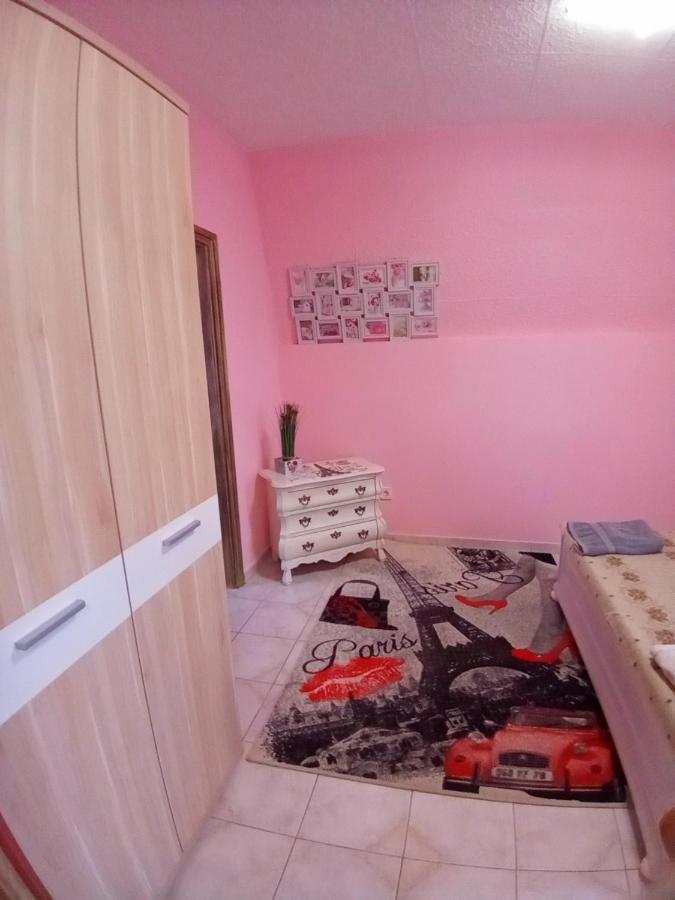 Valloris Apartments เฮวิซ ภายนอก รูปภาพ
