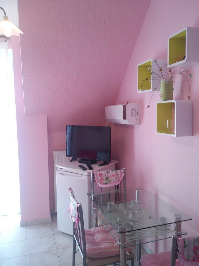 Valloris Apartments เฮวิซ ภายนอก รูปภาพ