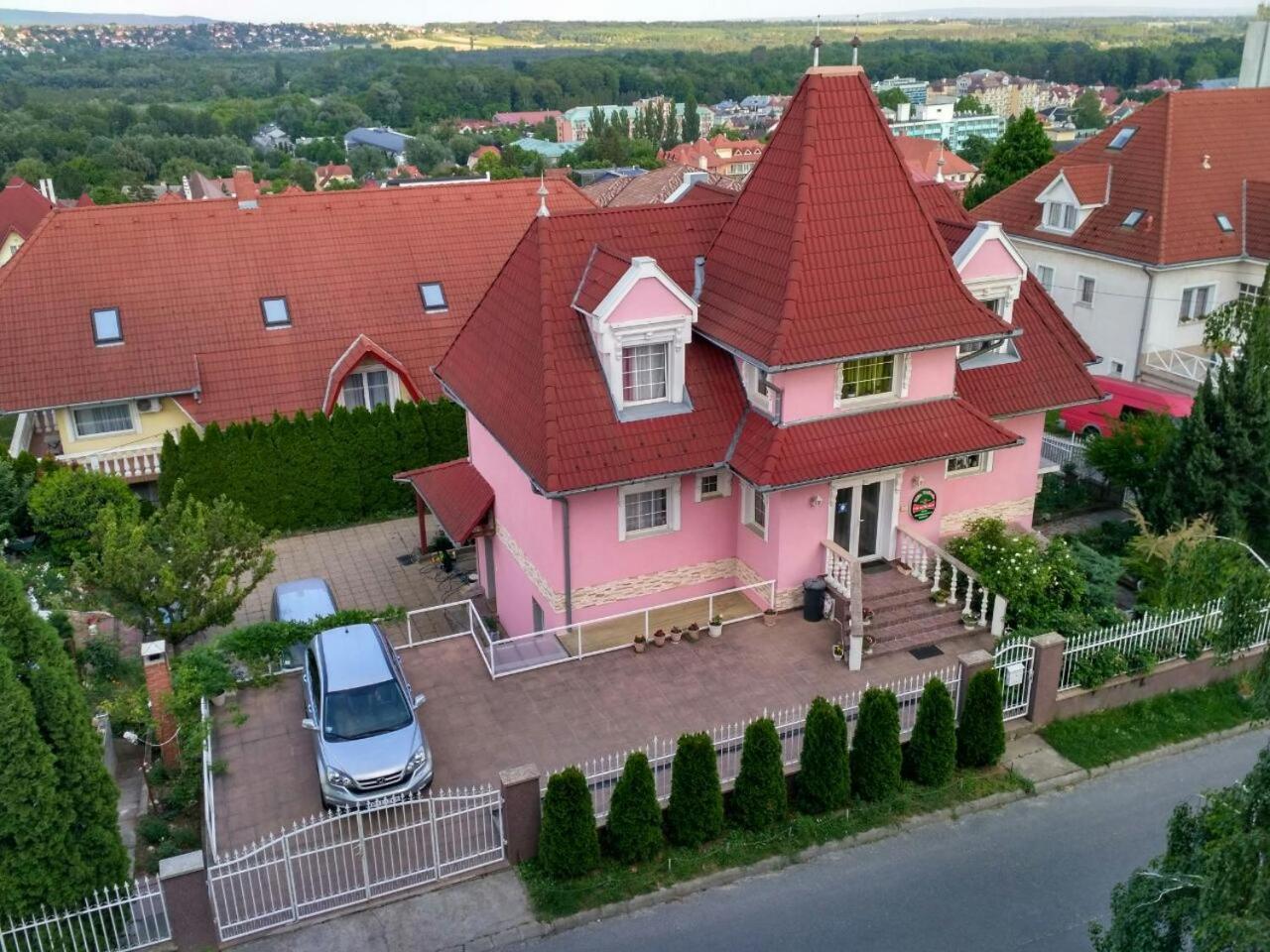 Valloris Apartments เฮวิซ ภายนอก รูปภาพ